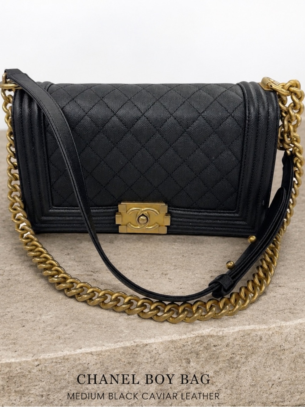 CHANEL BOY BAG
MEDIUM BLACK CAVIAR LEATHER - Picture 1 of 7